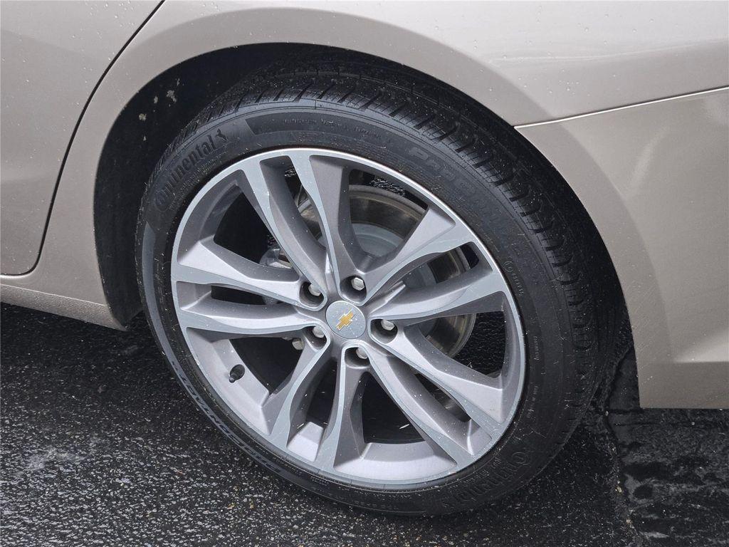 used 2024 Chevrolet Malibu car, priced at $18,280