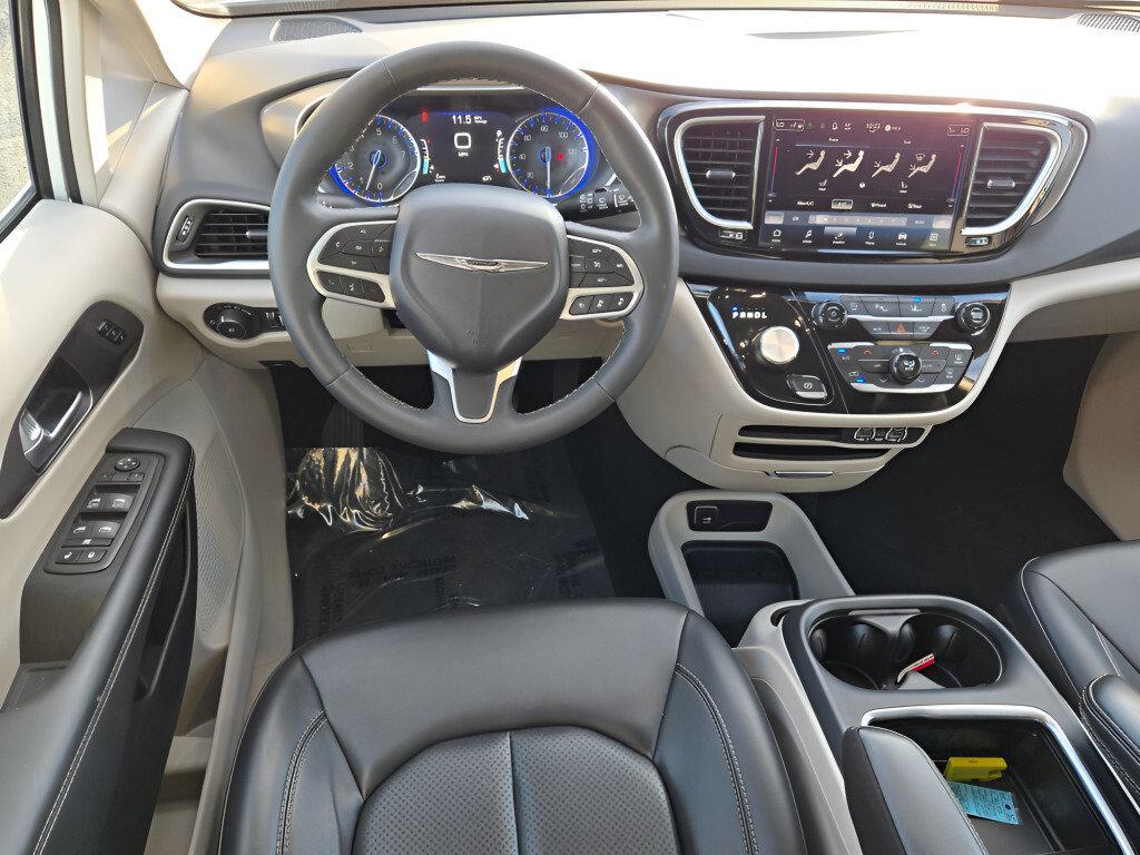 used 2023 Chrysler Pacifica car, priced at $20,900