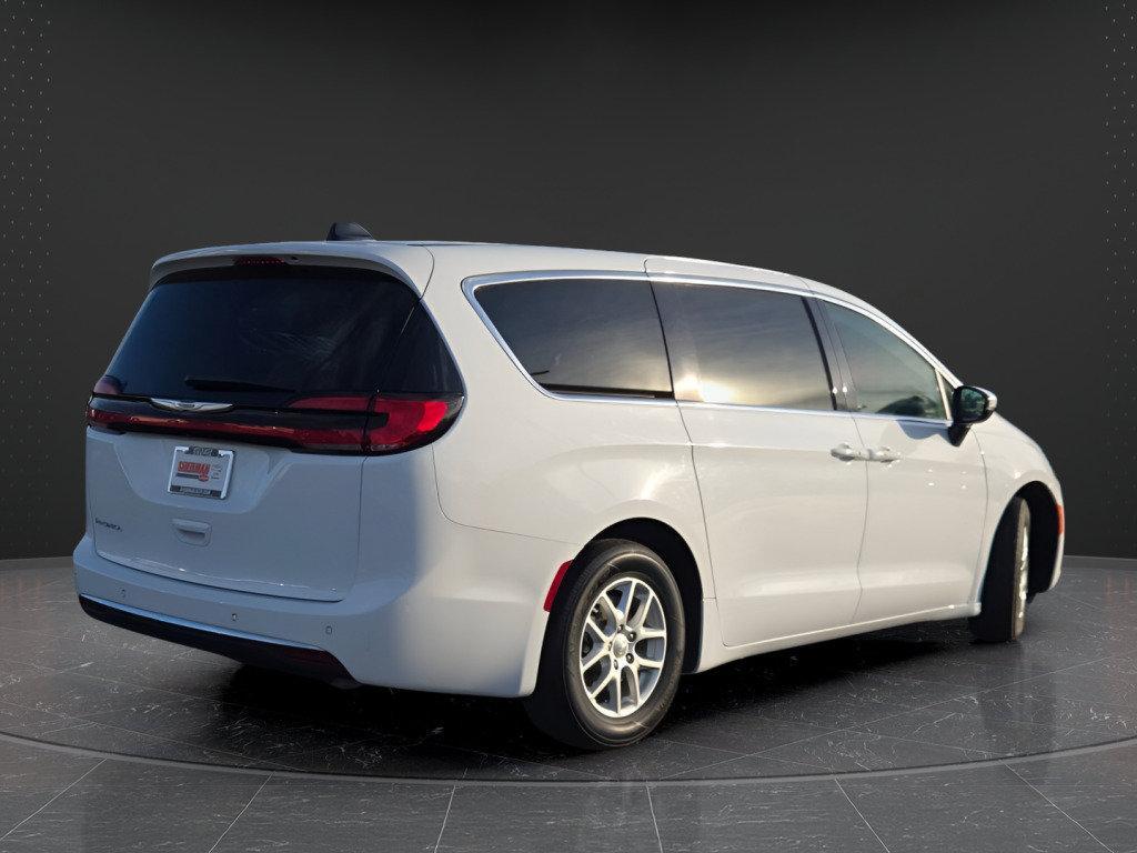 used 2023 Chrysler Pacifica car, priced at $20,900