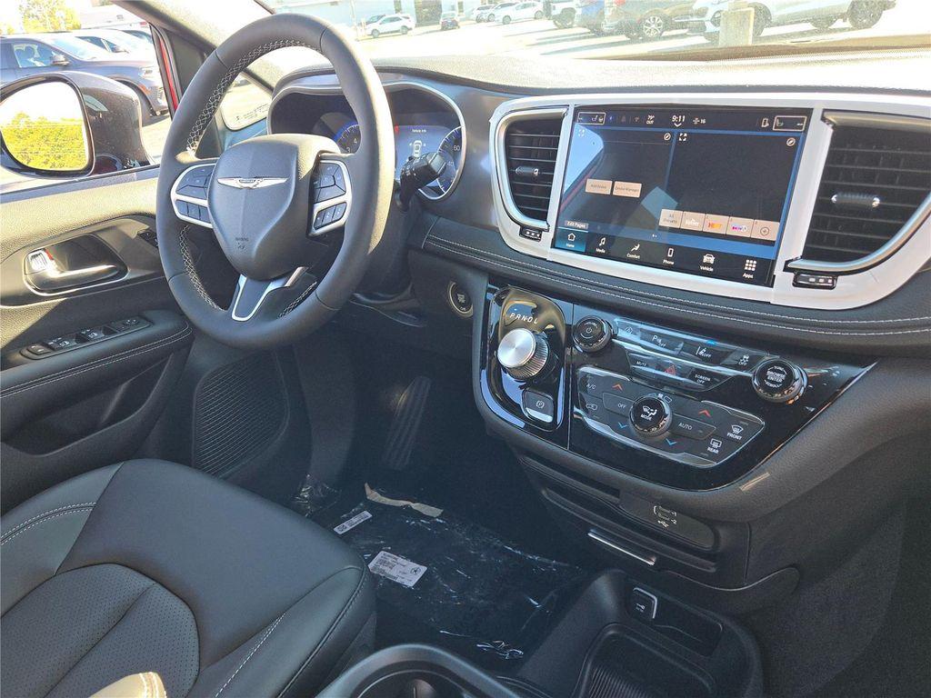 new 2026 Chrysler Pacifica car, priced at $37,735