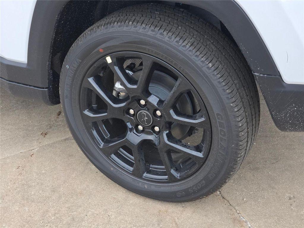 new 2026 Jeep Compass car, priced at $28,090