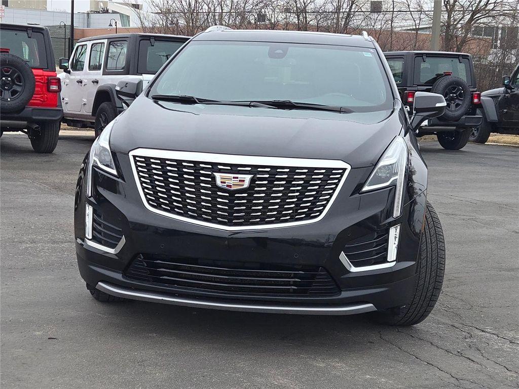 used 2023 Cadillac XT5 car, priced at $25,000