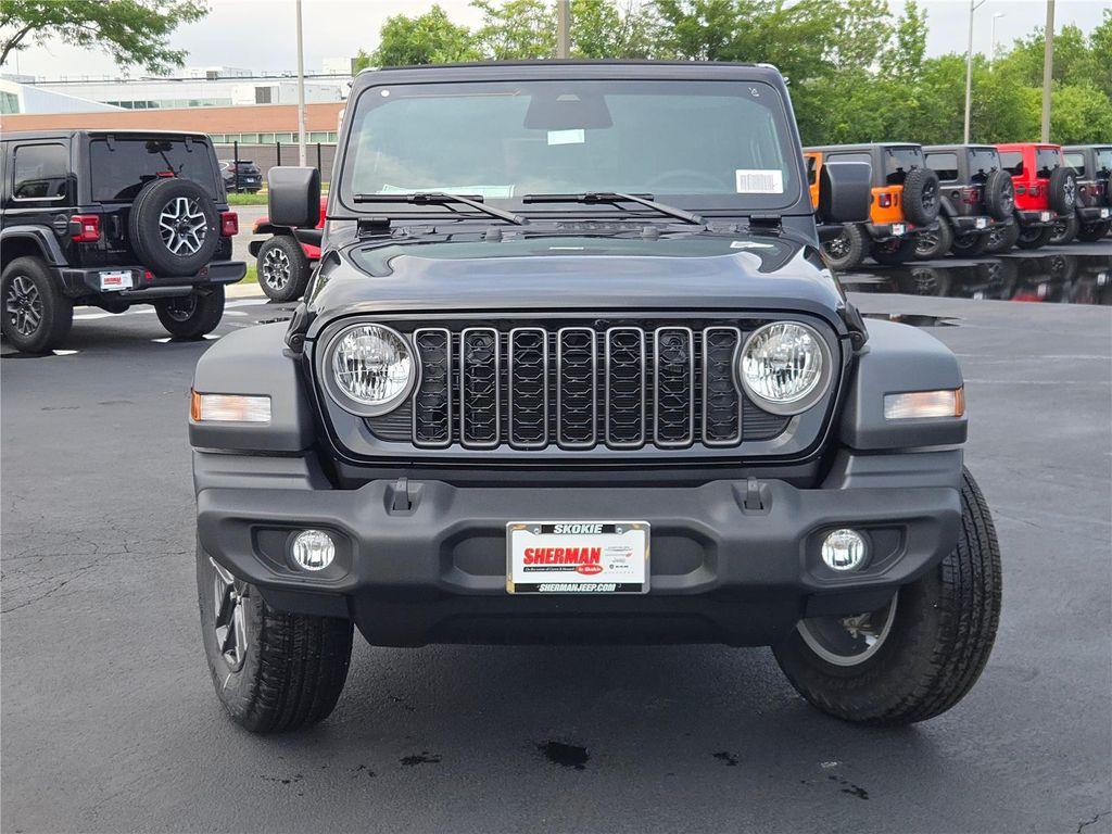 new 2025 Jeep Wrangler car, priced at $43,045