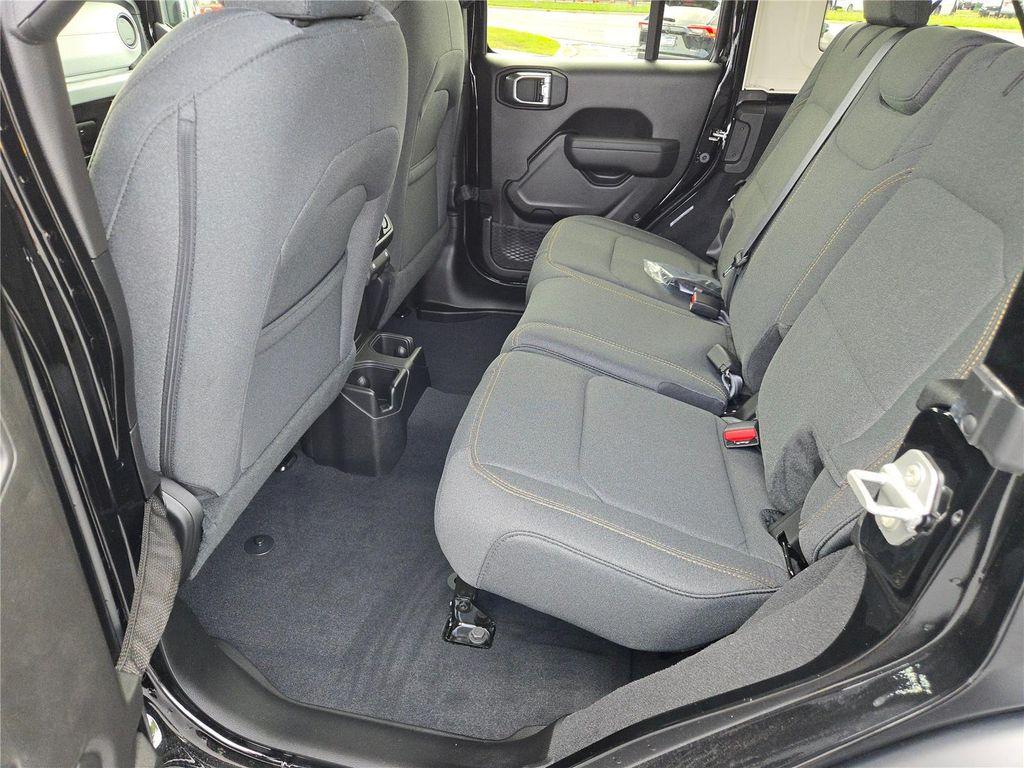 new 2025 Jeep Wrangler car, priced at $43,045