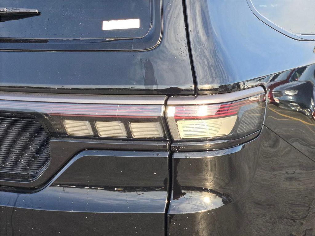 new 2026 Jeep Grand Wagoneer L car, priced at $81,155