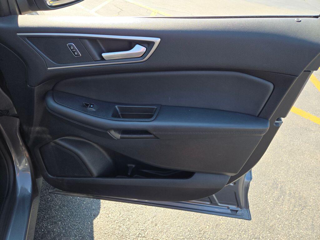 used 2024 Ford Edge car, priced at $23,932