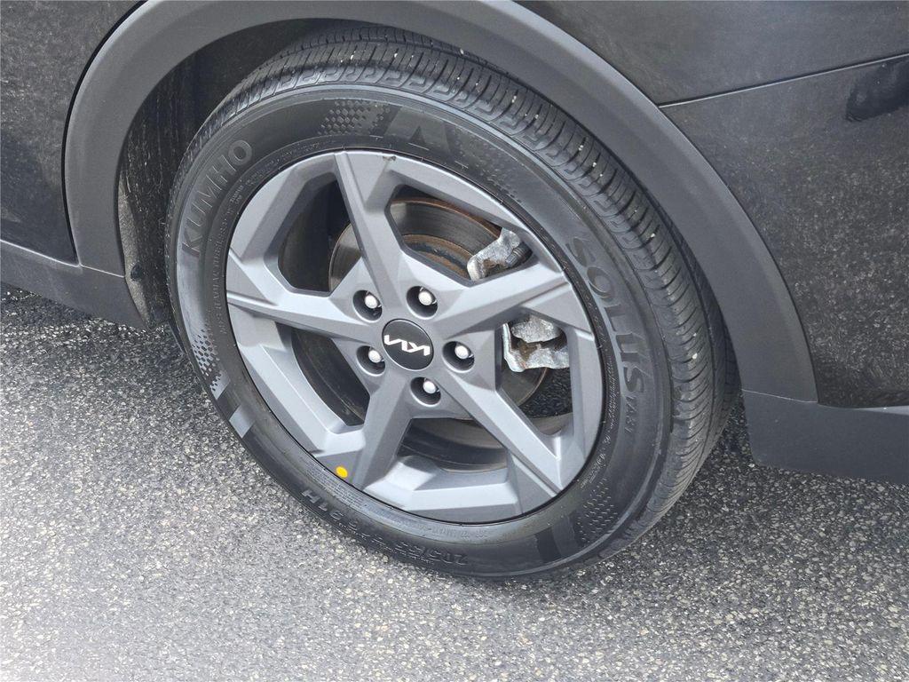 used 2025 Kia K4 car, priced at $23,000