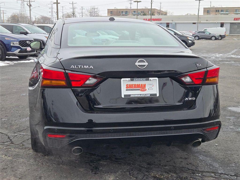 used 2024 Nissan Altima car, priced at $23,094