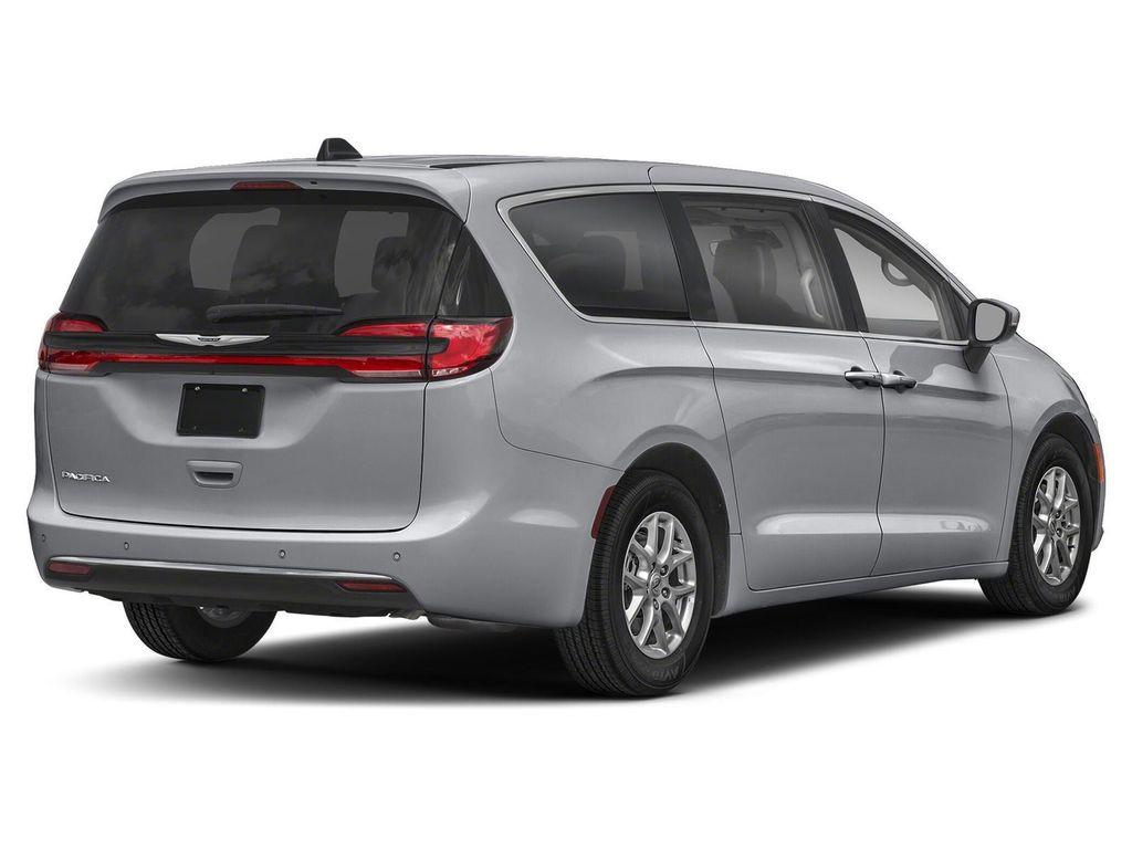 used 2024 Chrysler Pacifica car, priced at $26,000