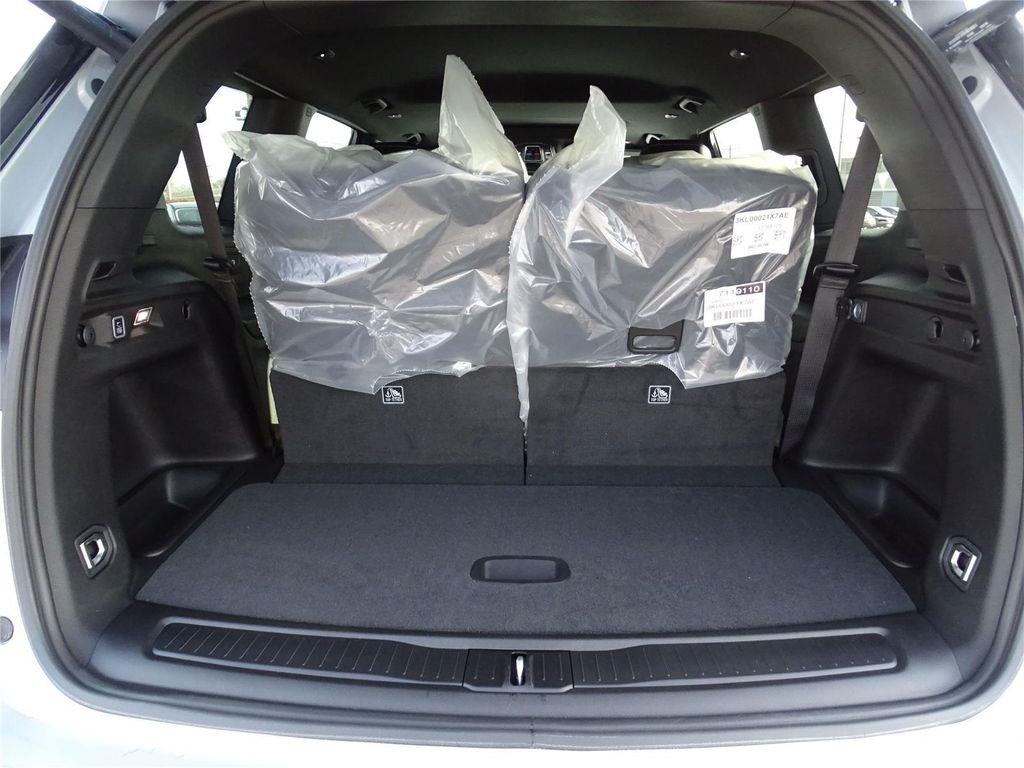 used 2025 Jeep Grand Cherokee L car, priced at $38,361