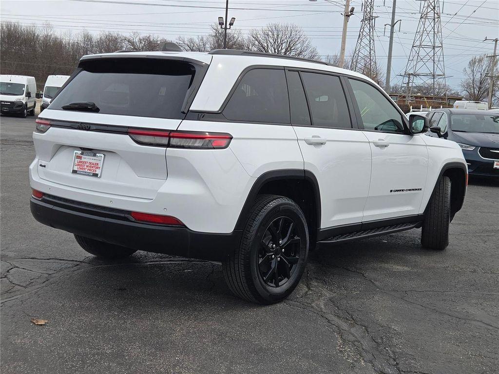 used 2024 Jeep Grand Cherokee car, priced at $34,480