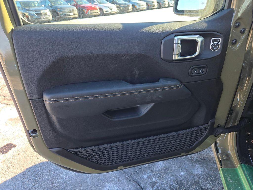 new 2026 Jeep Gladiator car, priced at $46,108