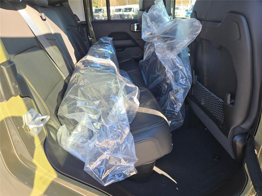 new 2026 Jeep Gladiator car, priced at $46,108