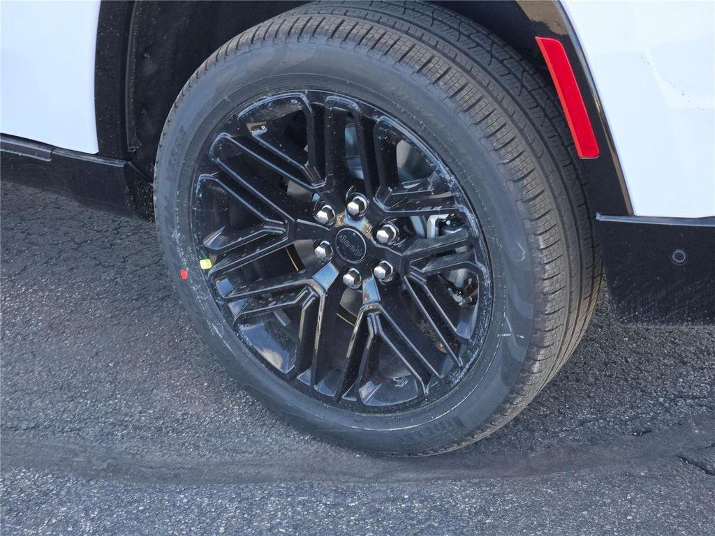 new 2026 Jeep Grand Wagoneer car, priced at $75,858