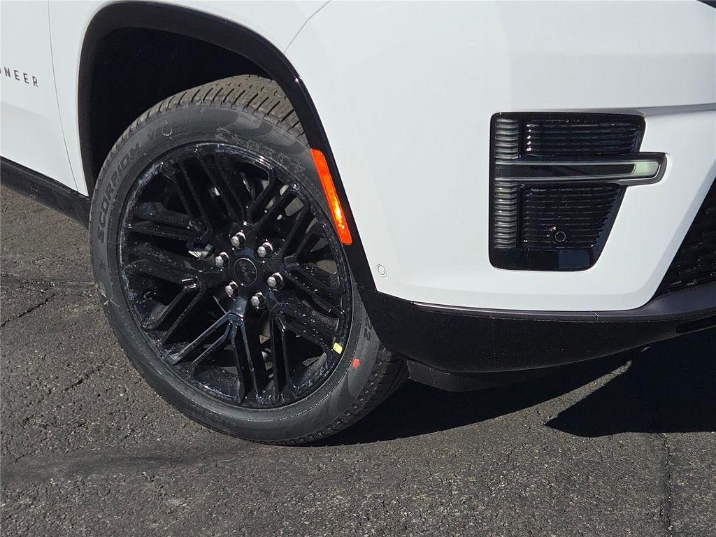 new 2026 Jeep Grand Wagoneer car, priced at $75,858