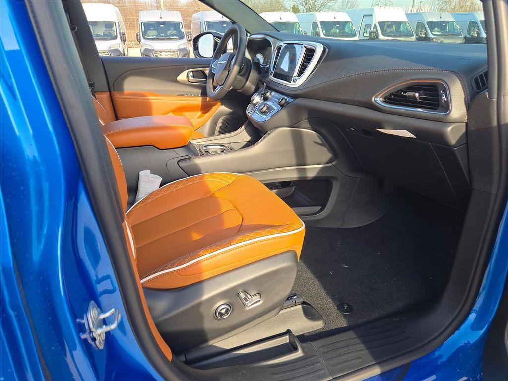 new 2026 Chrysler Pacifica car, priced at $56,680