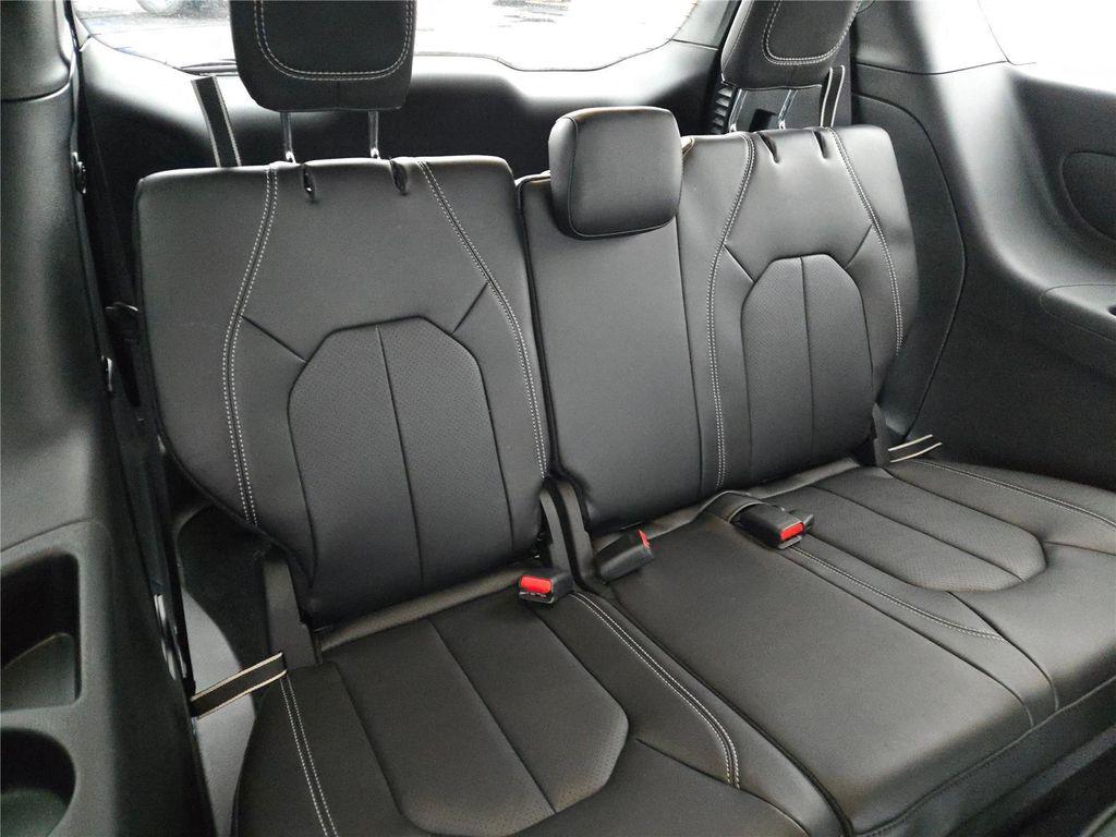 new 2026 Chrysler Pacifica car, priced at $37,440