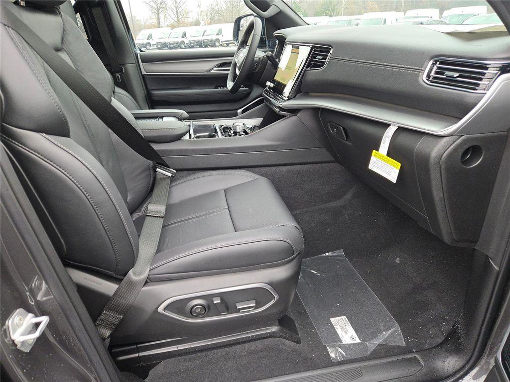 new 2026 Jeep Grand Wagoneer car, priced at $72,648