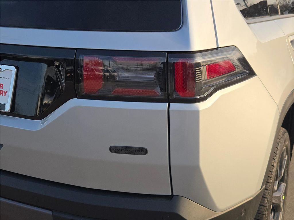 new 2026 Jeep Cherokee car, priced at $42,885