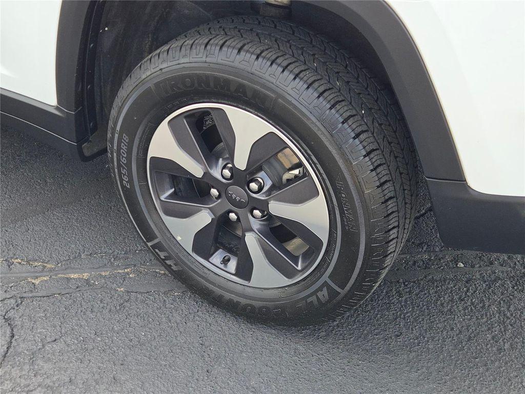 used 2024 Jeep Grand Cherokee 4xe car, priced at $25,900