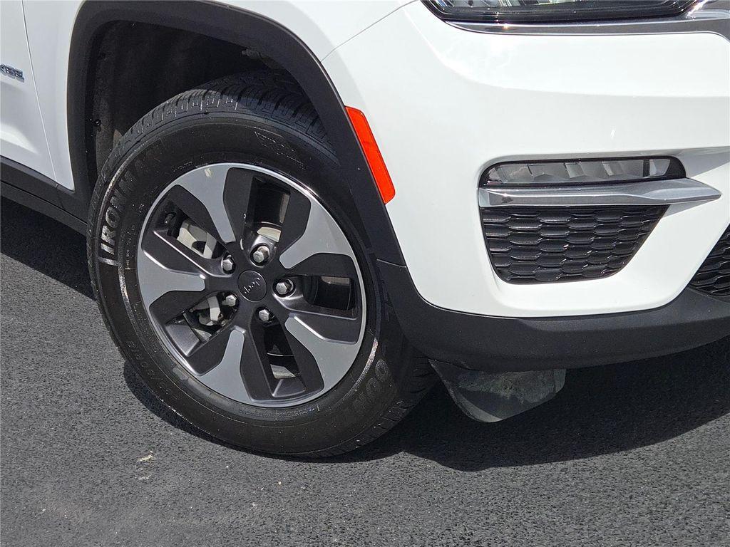 used 2024 Jeep Grand Cherokee 4xe car, priced at $25,900