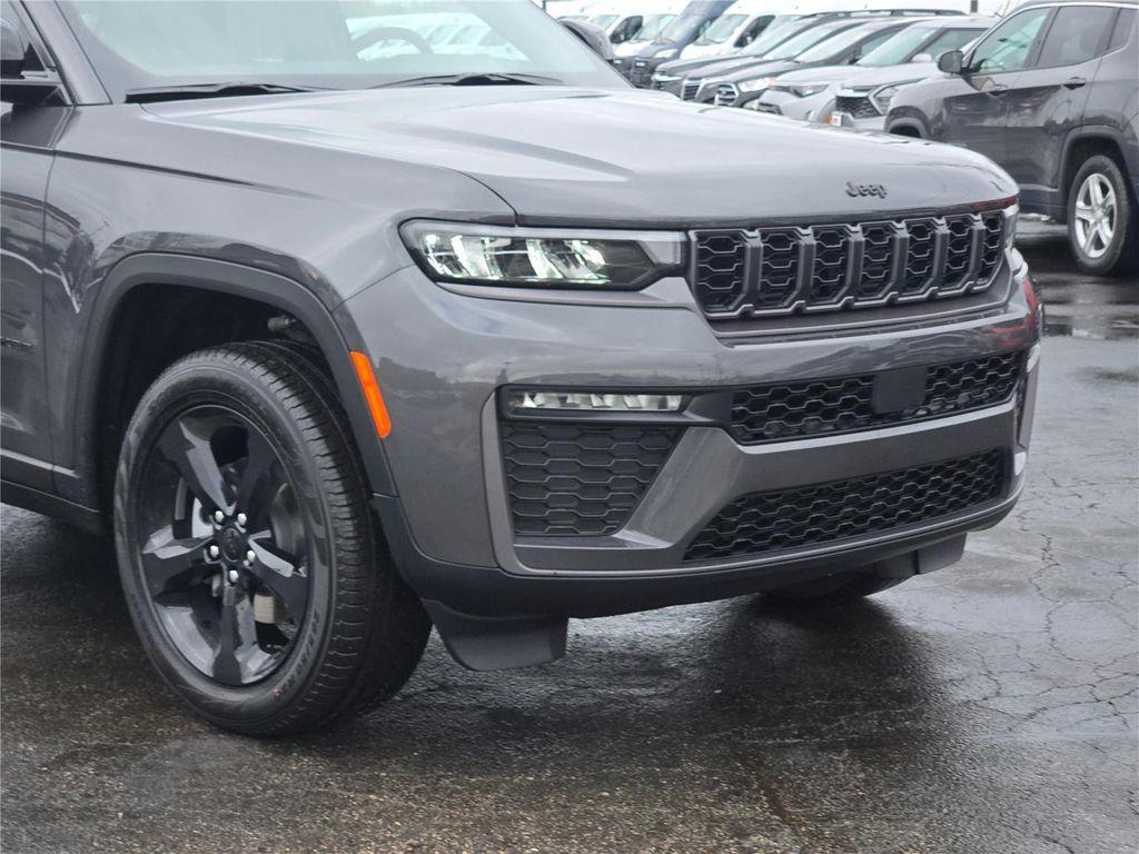 new 2026 Jeep Grand Cherokee car, priced at $46,580
