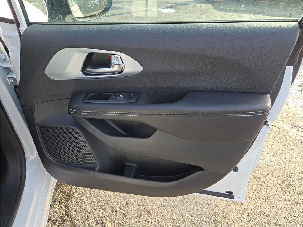 new 2026 Chrysler Pacifica car, priced at $49,235