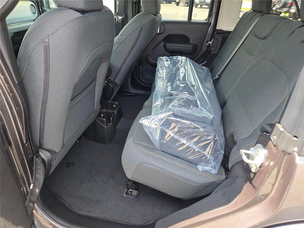 new 2025 Jeep Wrangler car, priced at $44,440