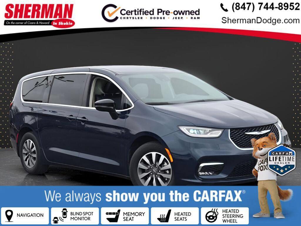 used 2024 Chrysler Pacifica Hybrid car, priced at $21,000