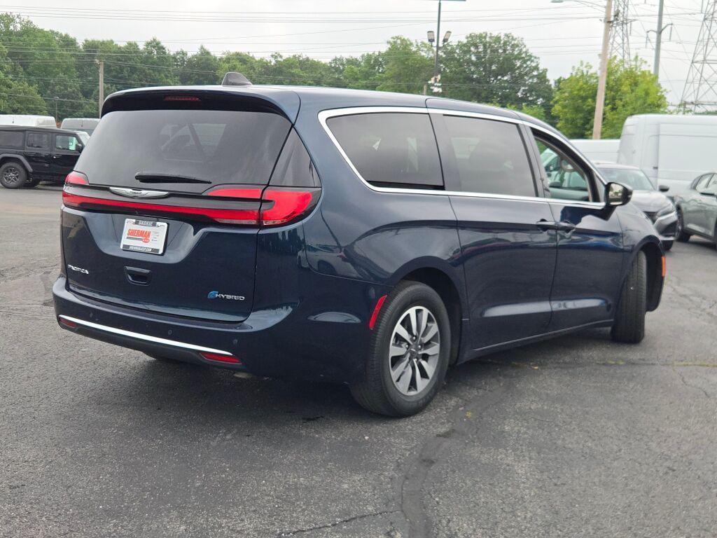 used 2024 Chrysler Pacifica Hybrid car, priced at $23,900