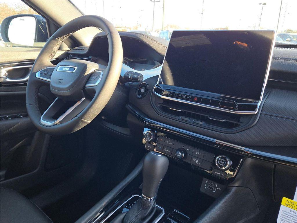 new 2026 Jeep Compass car, priced at $24,985