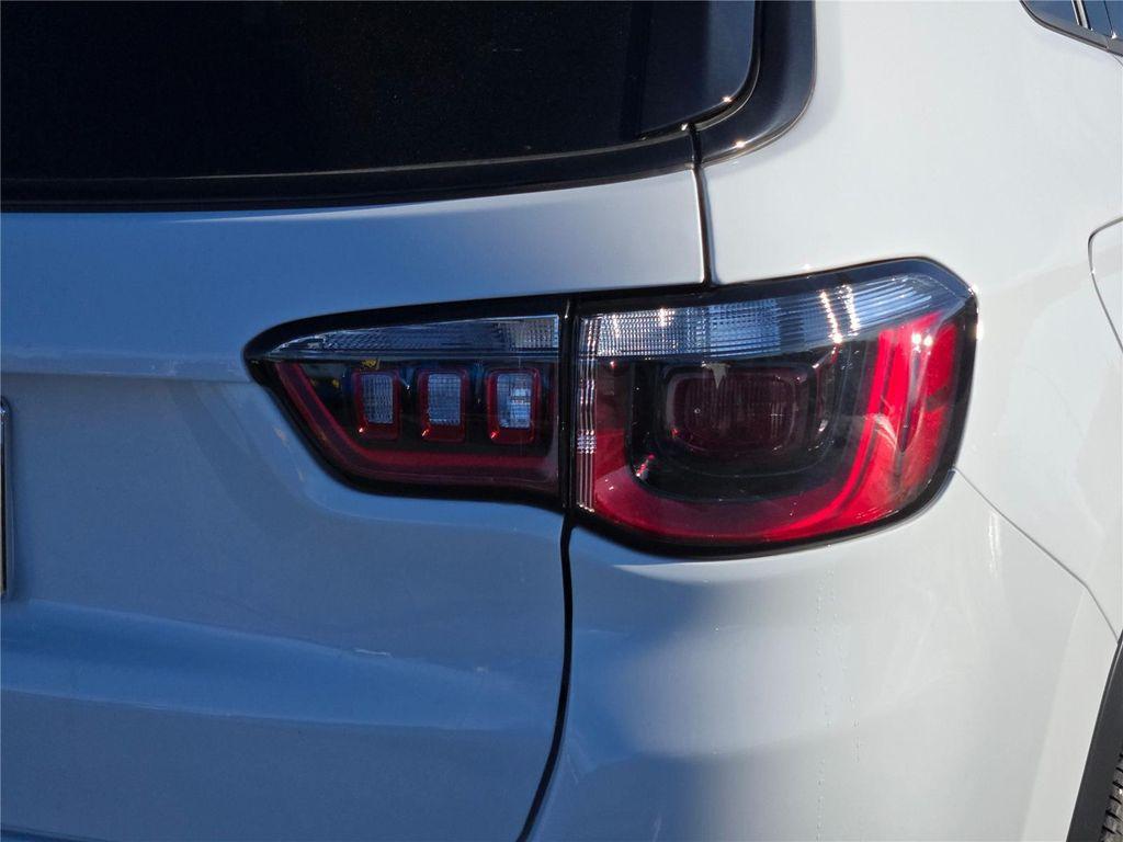 new 2026 Jeep Compass car, priced at $24,985