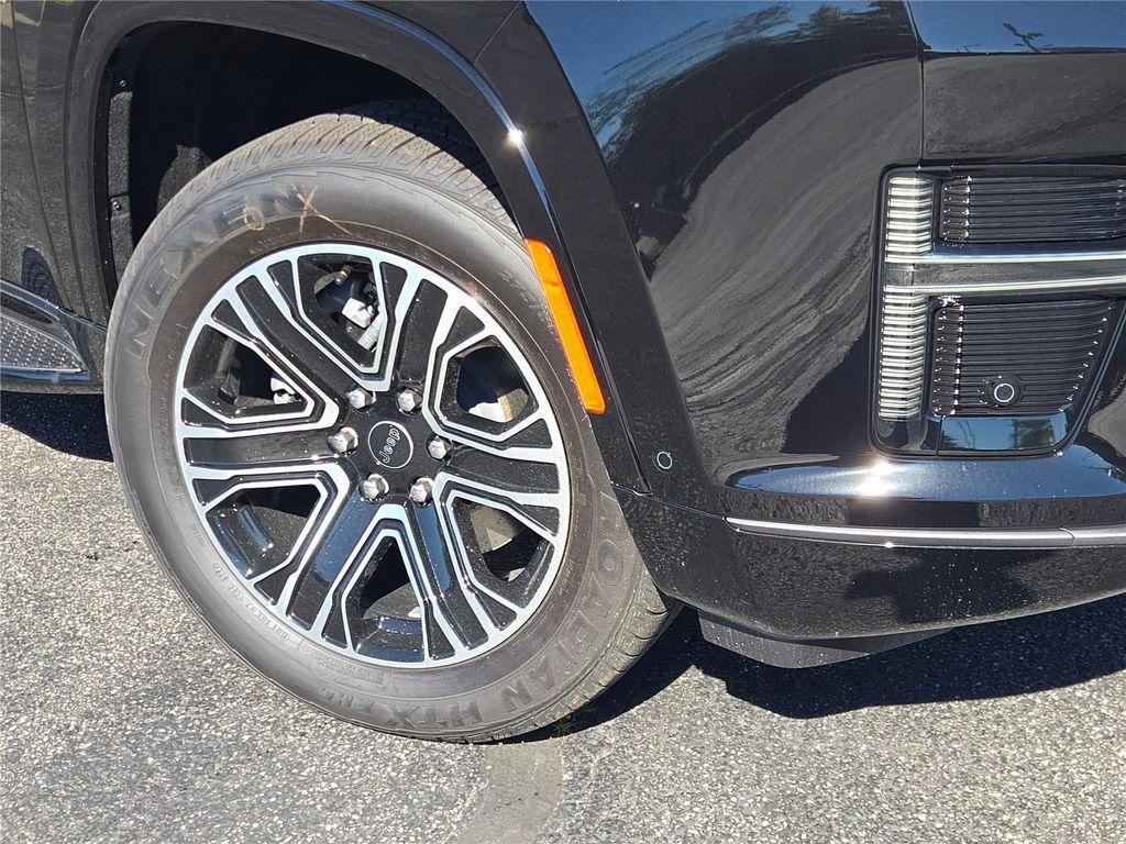 new 2026 Jeep Grand Wagoneer car, priced at $74,775