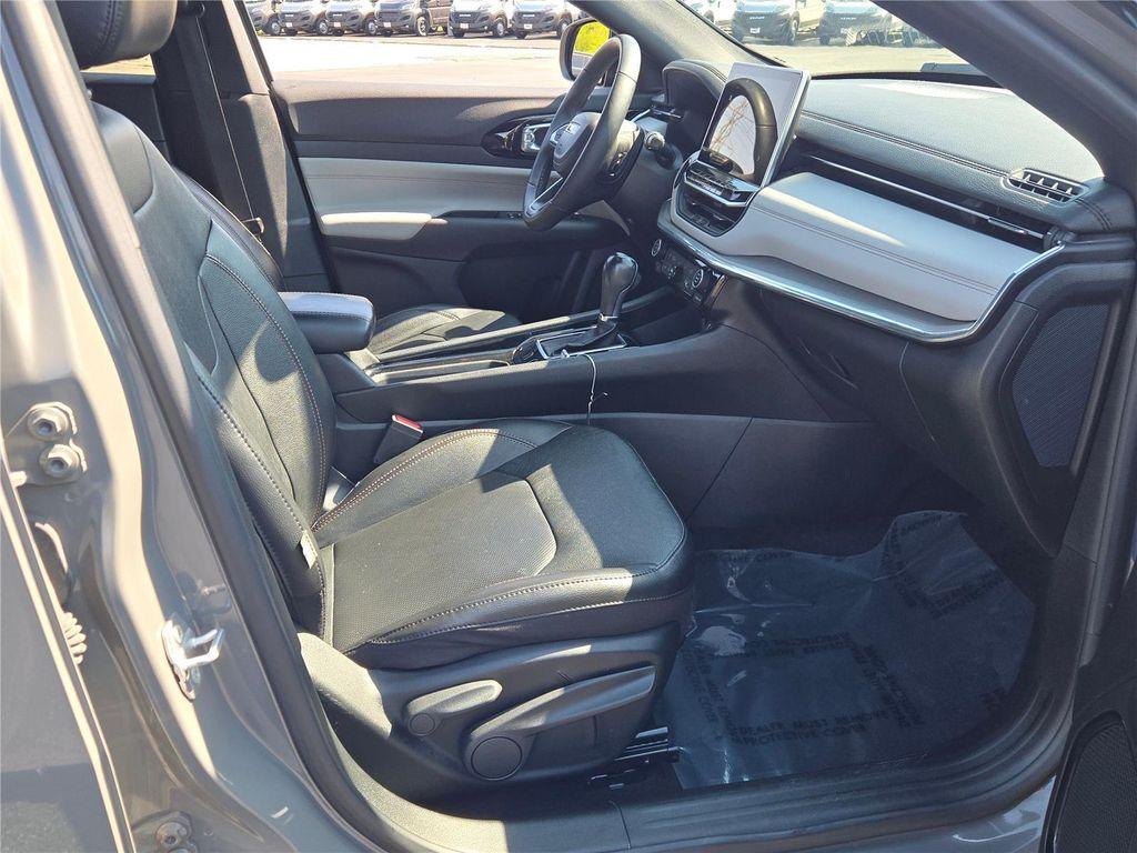 used 2023 Jeep Compass car, priced at $23,240