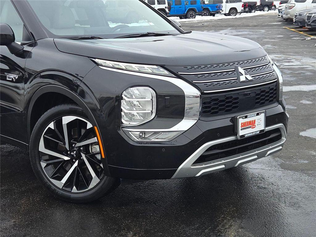 used 2024 Mitsubishi Outlander PHEV car, priced at $30,307