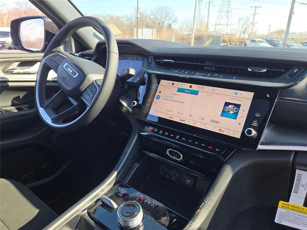 new 2026 Jeep Grand Cherokee car, priced at $46,045