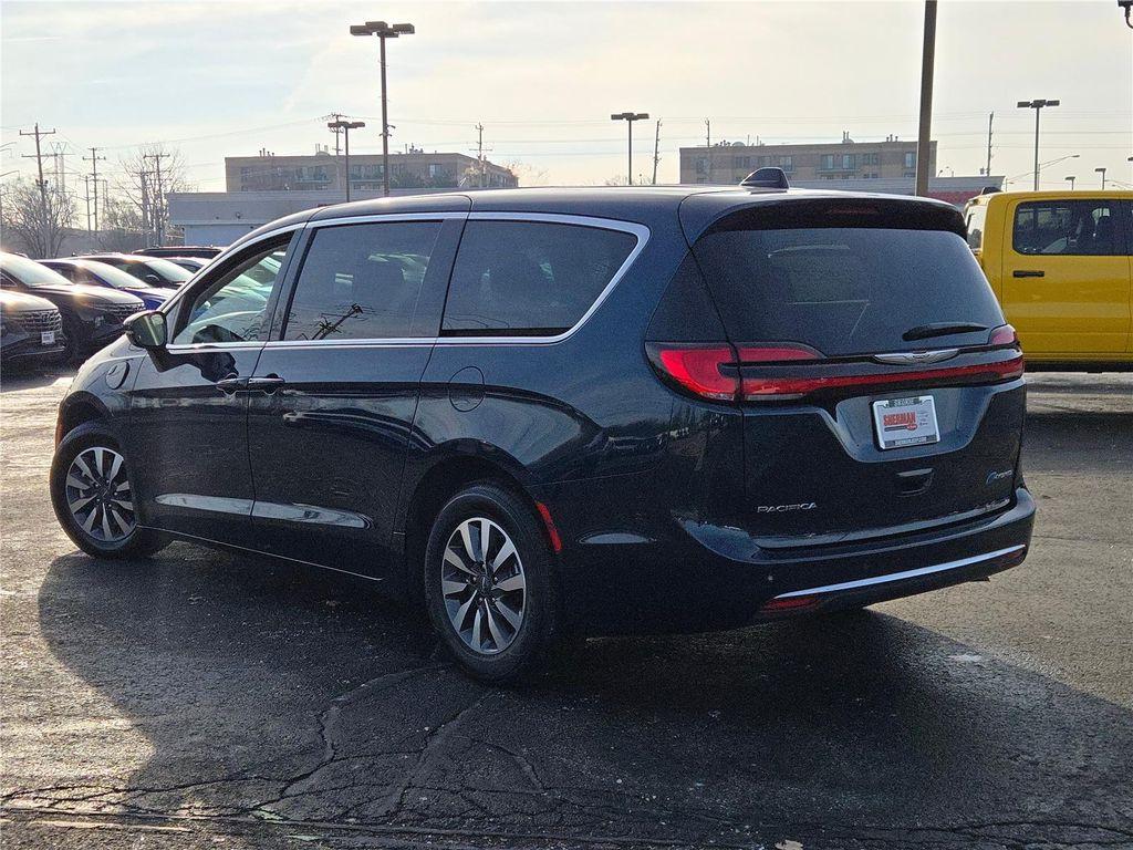 used 2024 Chrysler Pacifica Hybrid car, priced at $29,480