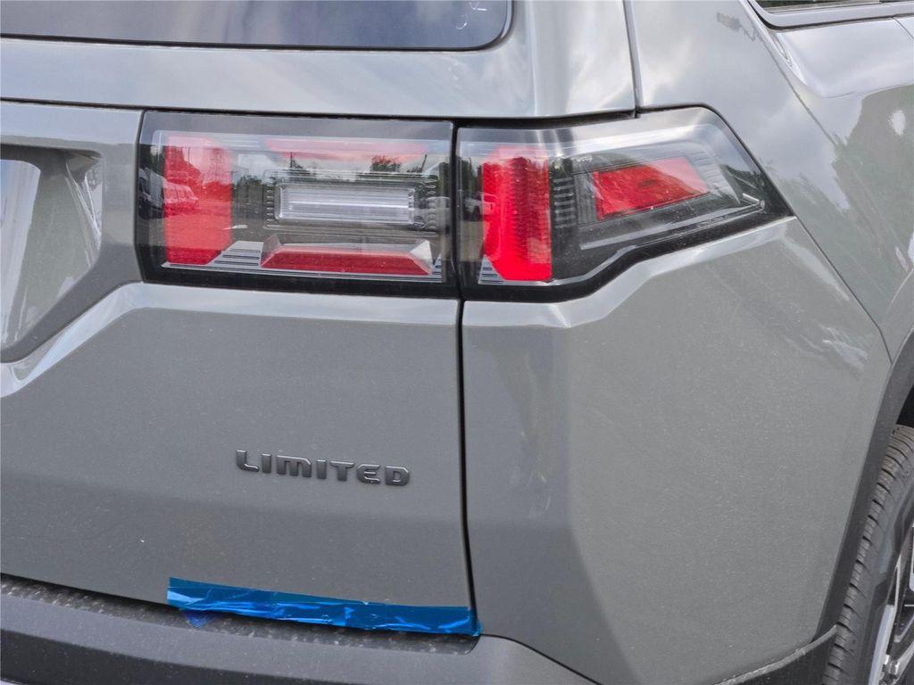 new 2026 Jeep Cherokee car, priced at $40,685