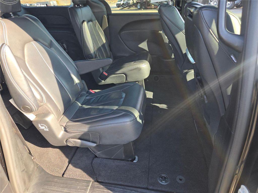 used 2021 Chrysler Pacifica car, priced at $27,681