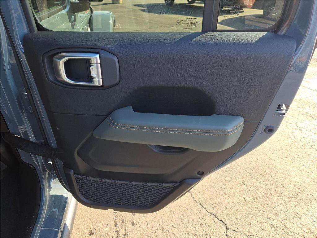 new 2026 Jeep Gladiator car, priced at $63,140