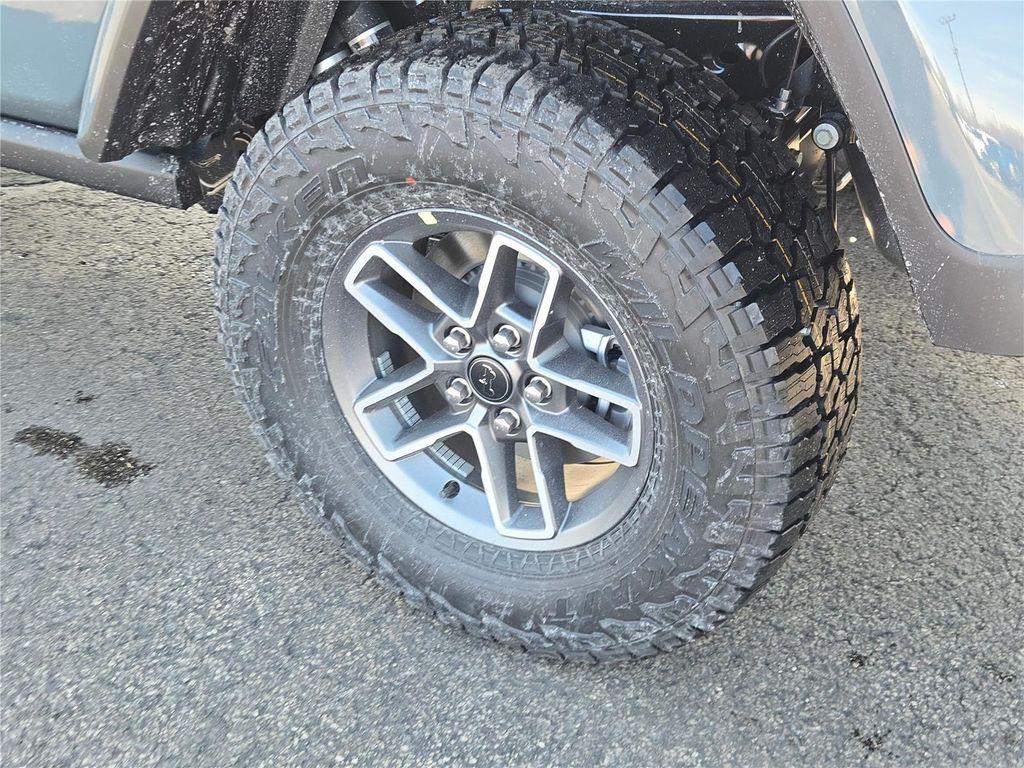 new 2026 Jeep Gladiator car, priced at $63,140