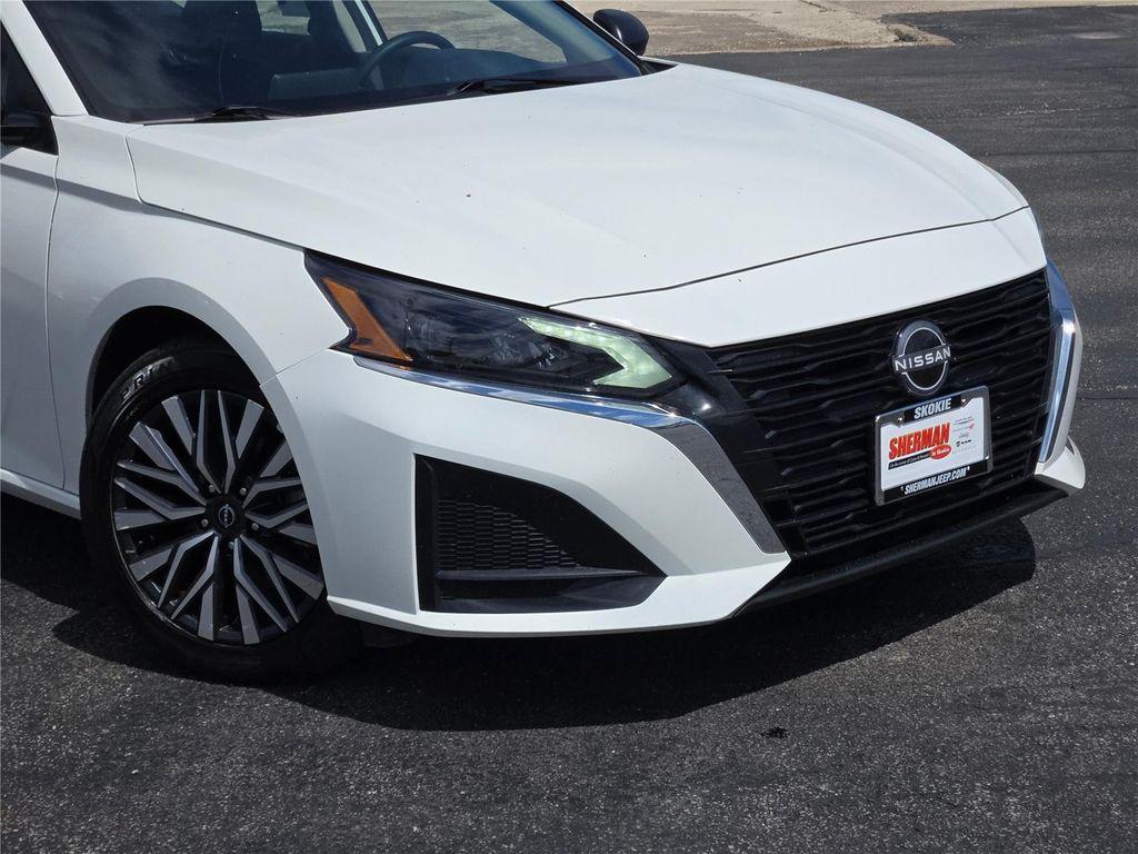 used 2025 Nissan Altima car