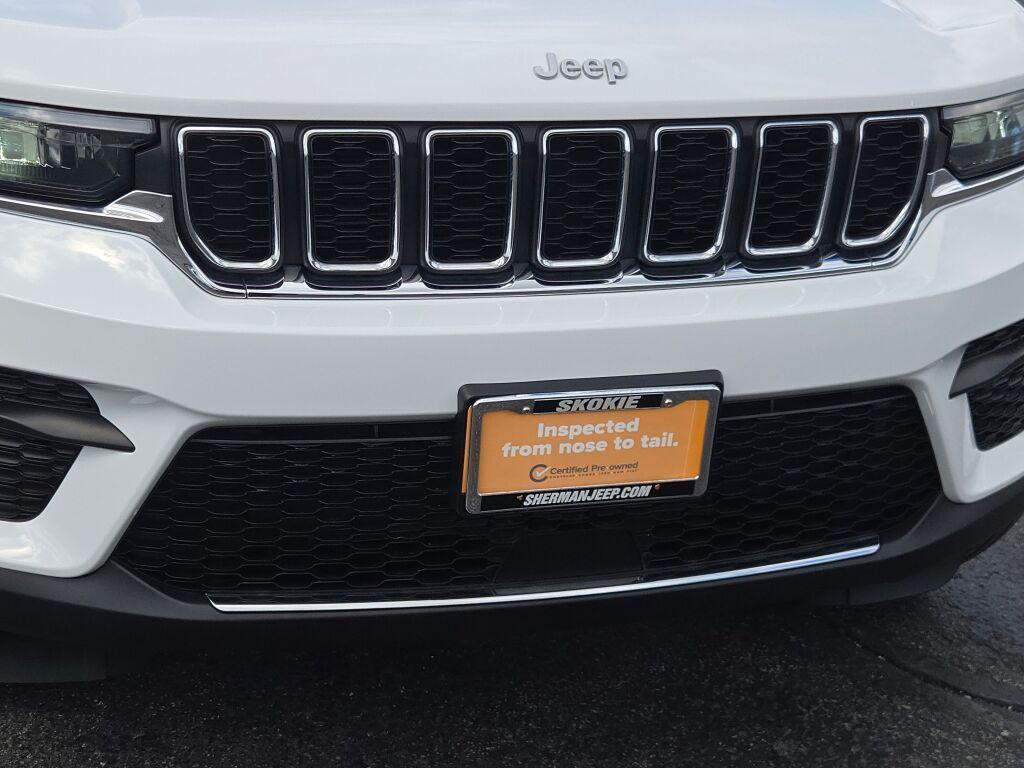 used 2024 Jeep Grand Cherokee car, priced at $29,581