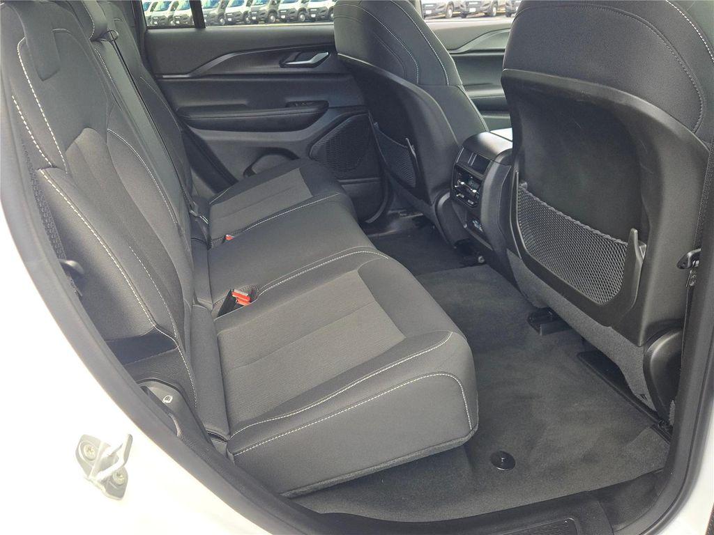 used 2024 Jeep Grand Cherokee car, priced at $37,390