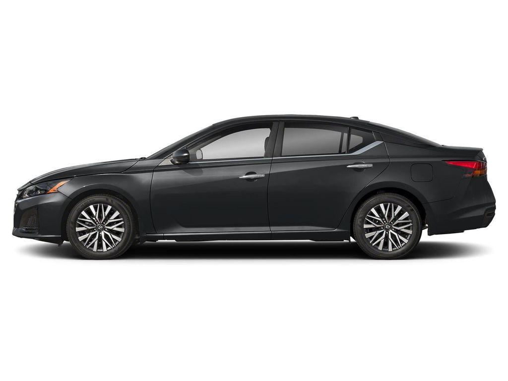 used 2025 Nissan Altima car