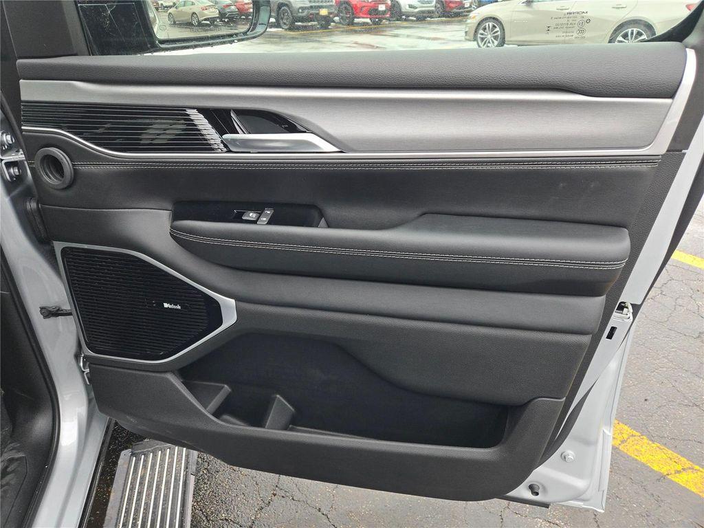 new 2026 Jeep Grand Wagoneer car, priced at $72,648