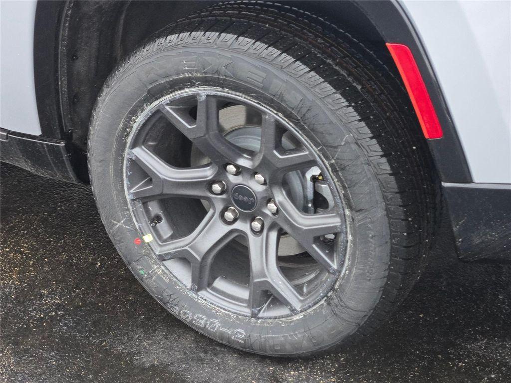 new 2026 Jeep Grand Wagoneer car, priced at $72,648