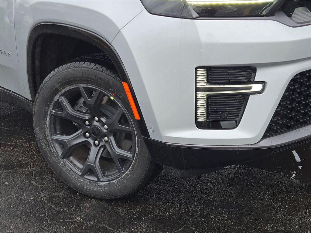 new 2026 Jeep Grand Wagoneer car, priced at $72,648