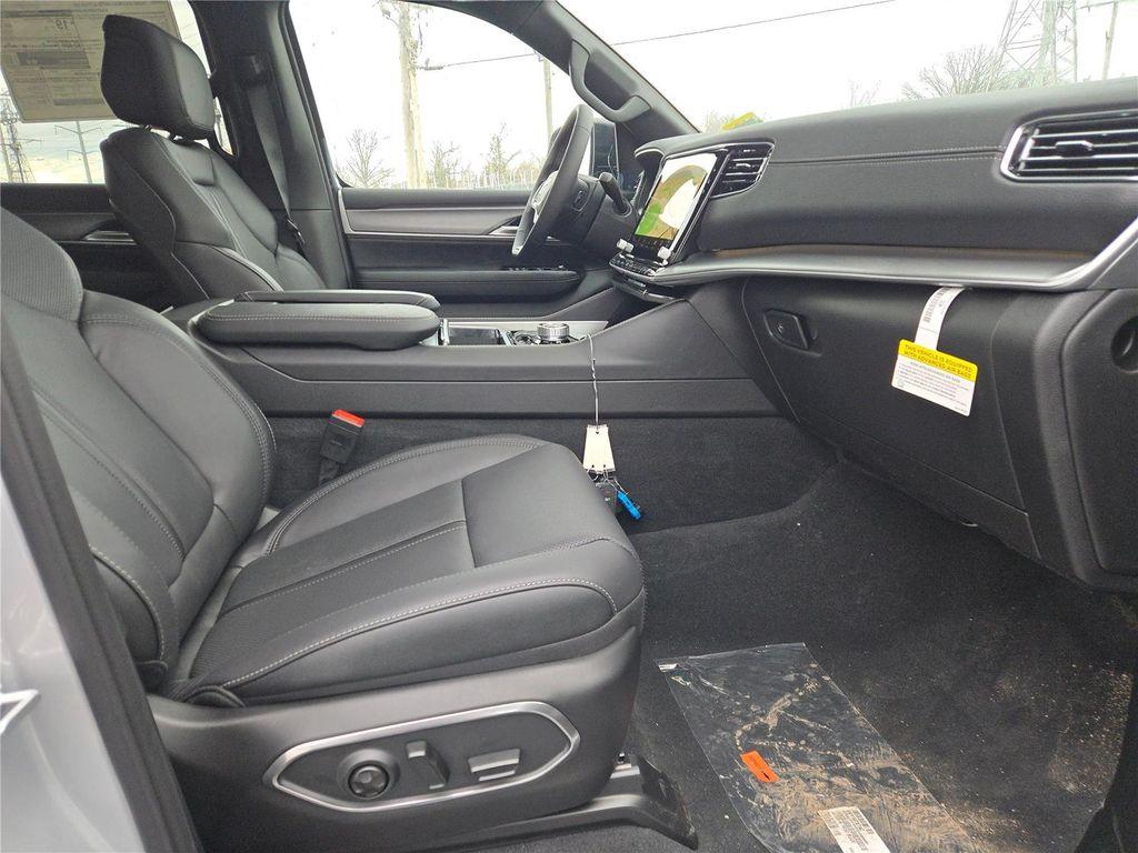 new 2026 Jeep Grand Wagoneer car, priced at $72,648