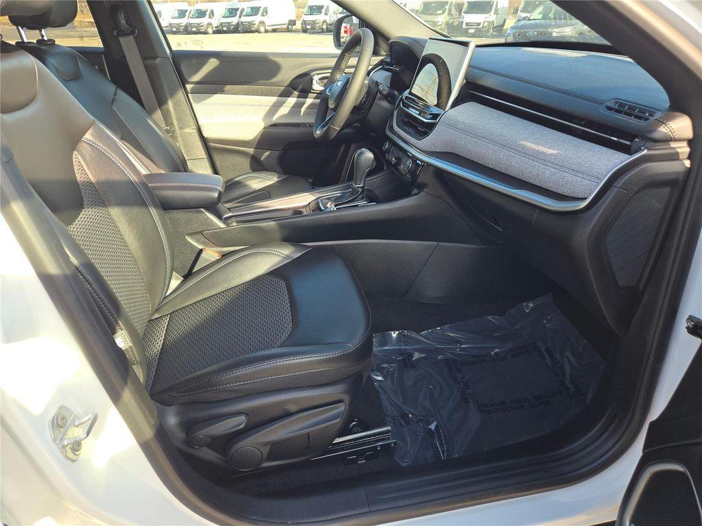 used 2023 Jeep Compass car, priced at $22,880